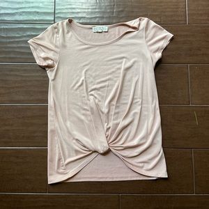 I’m selling a t-Shirt.